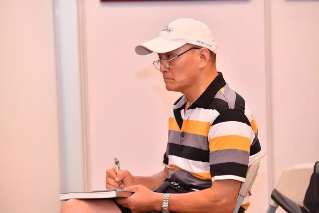 上海的都会更新，，，，，，地标性修建